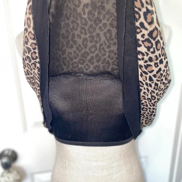 Charlotte Russe | NWT Y2K Made In USA Leopard Print Ruffle Crop Top | Size M - Picture 6 of 9